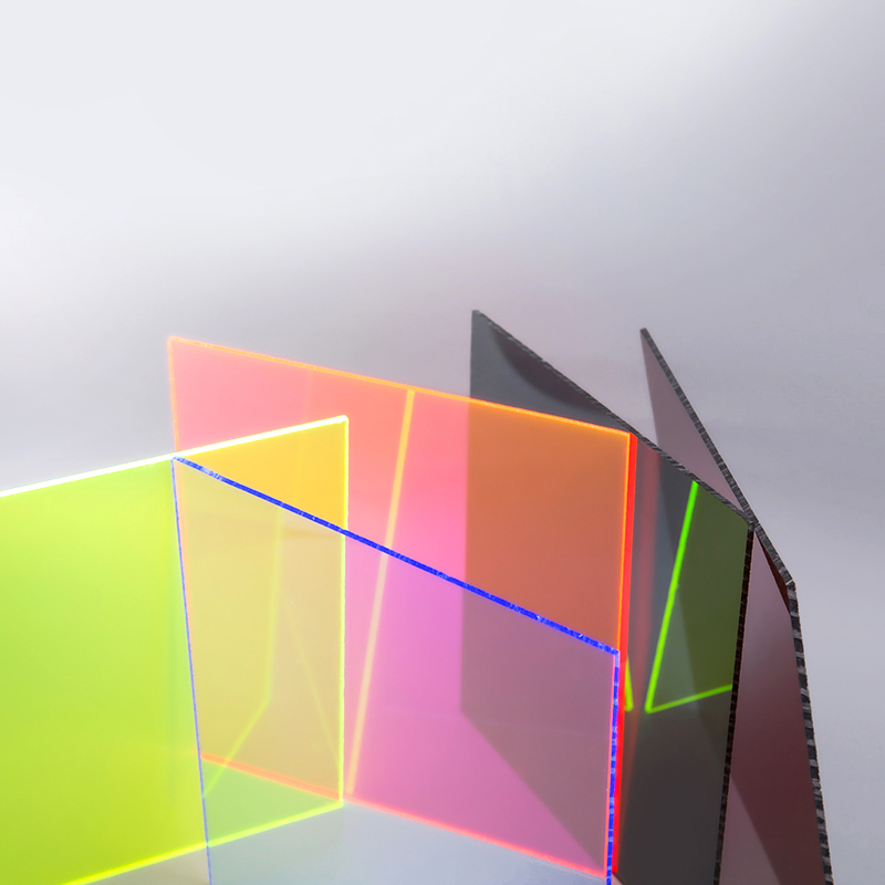 Genomskinlig färgglad akrylark